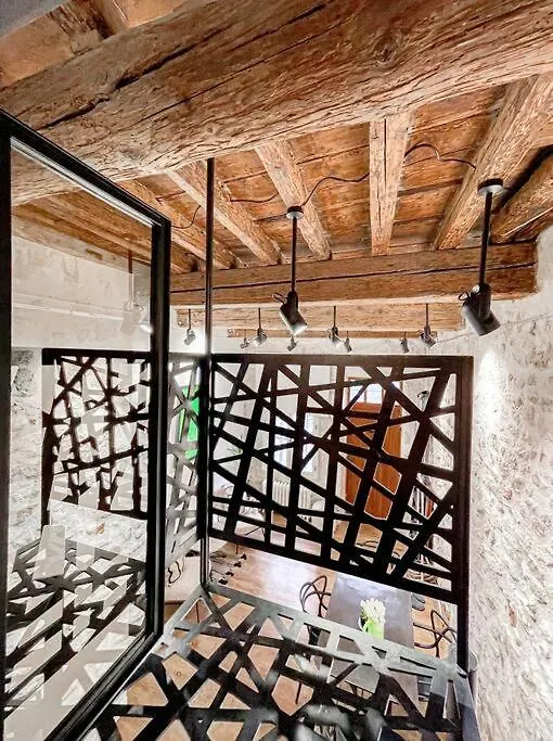 Studio 26*Galerie*Commerce*Arles Centre